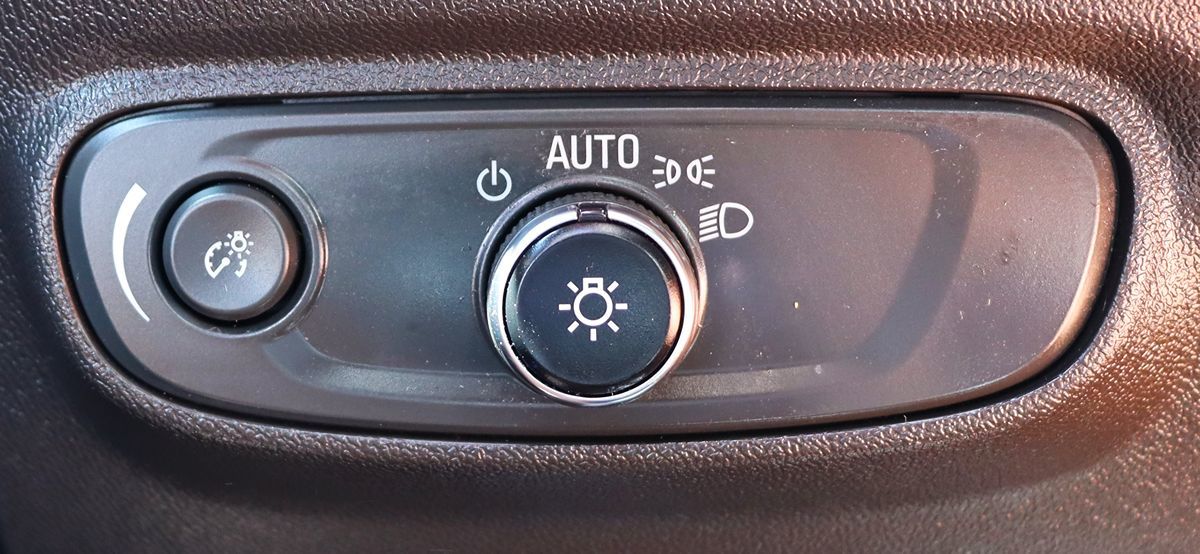 2023 Chevrolet Equinox LS - Photo 41