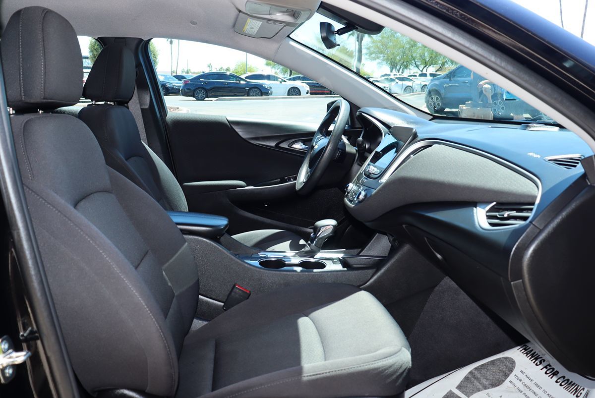 2022 Chevrolet Malibu 1LT - Photo 34