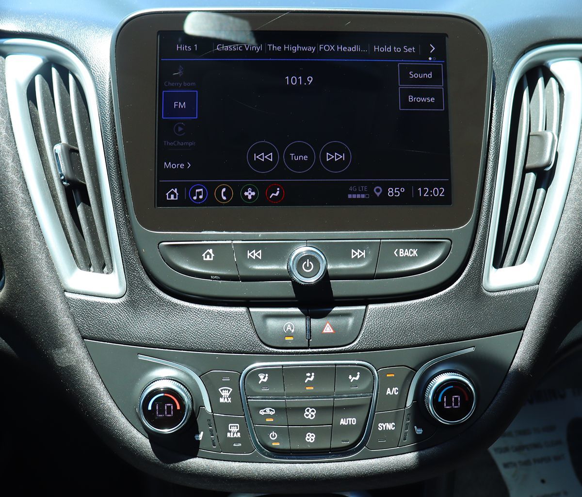 2022 Chevrolet Malibu 1LT - Photo 44