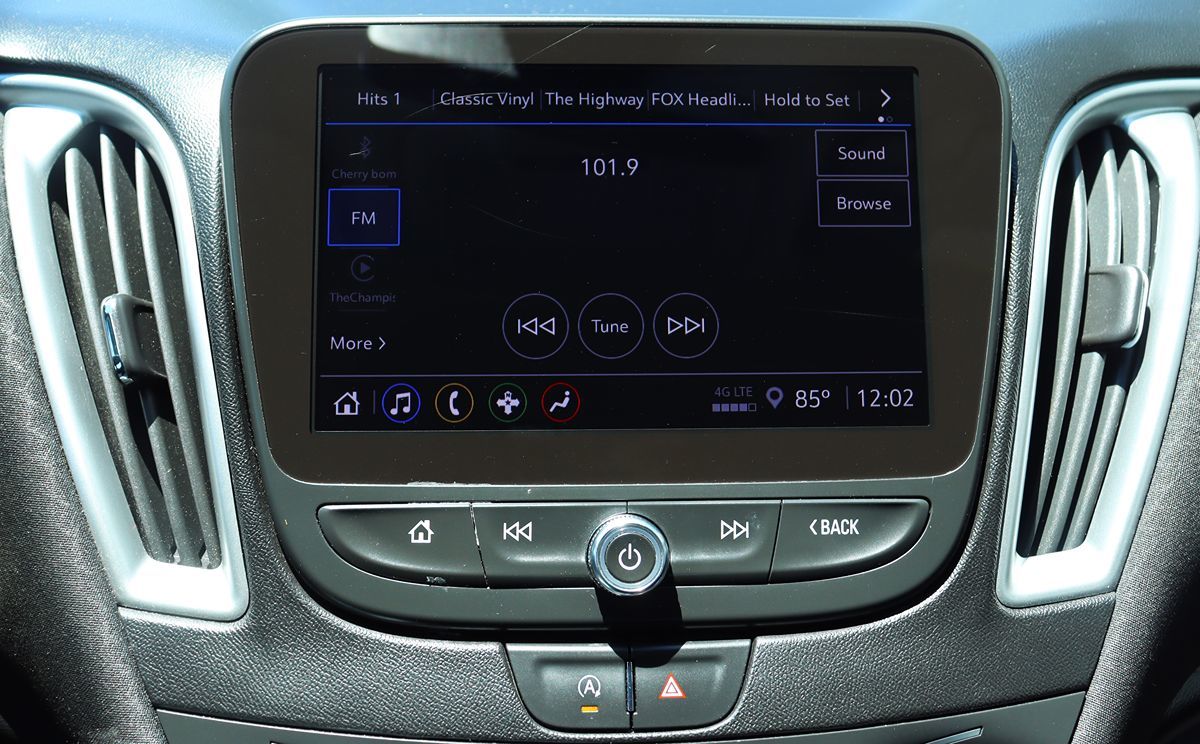 2022 Chevrolet Malibu 1LT - Photo 45