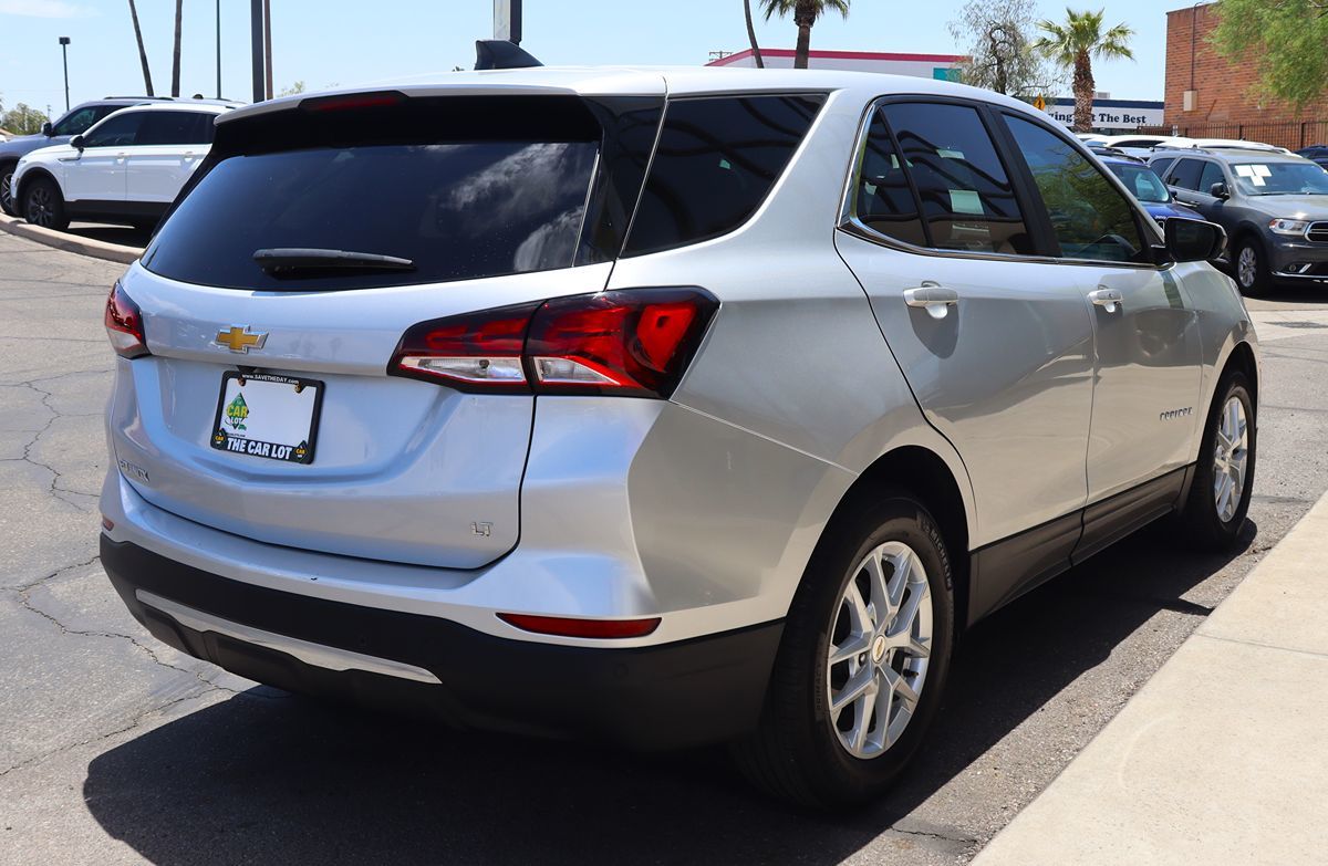 2022 Chevrolet Equinox LT photo 13