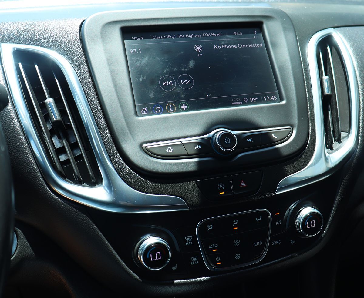 2022 Chevrolet Equinox LT photo 42