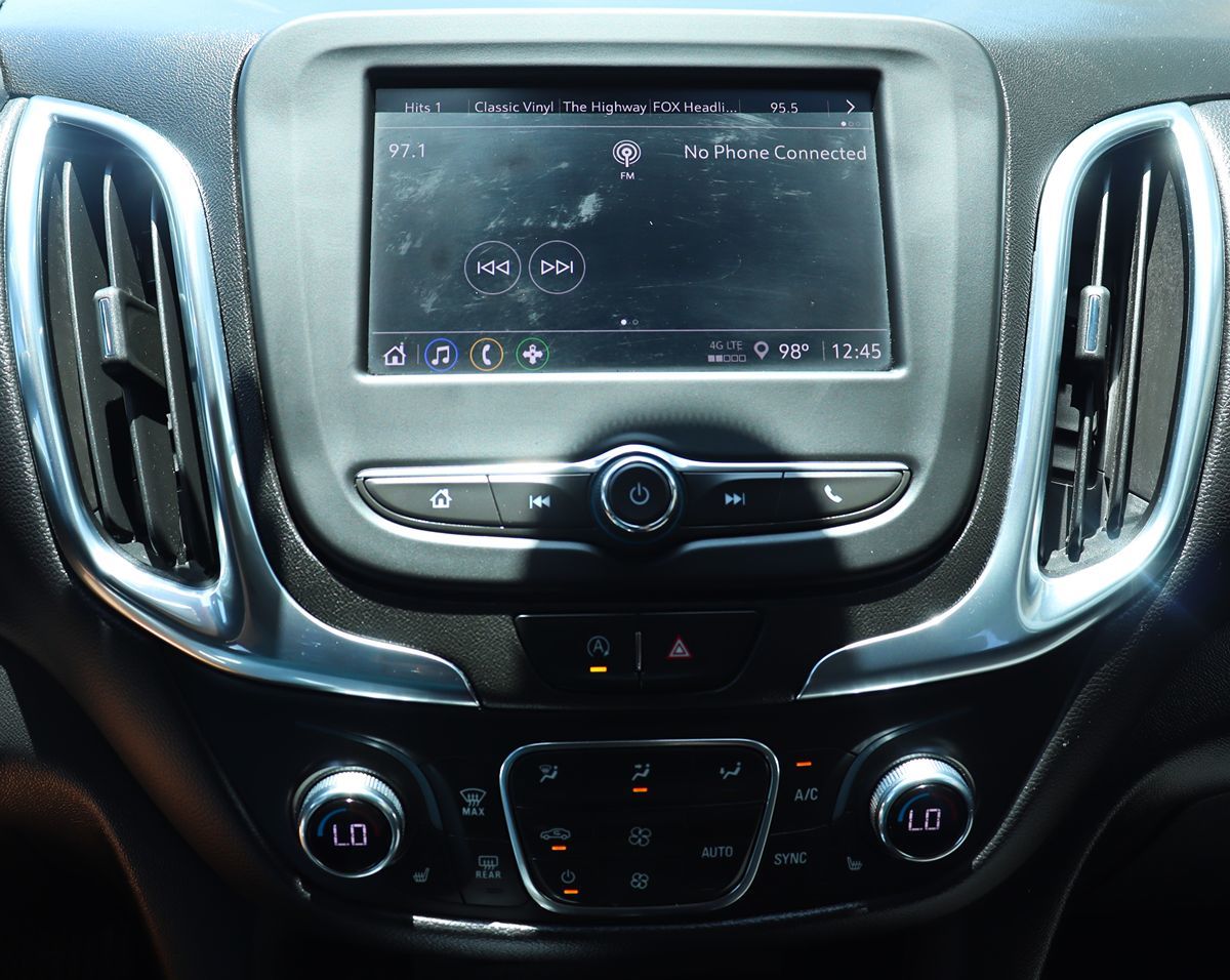 2022 Chevrolet Equinox LT photo 43