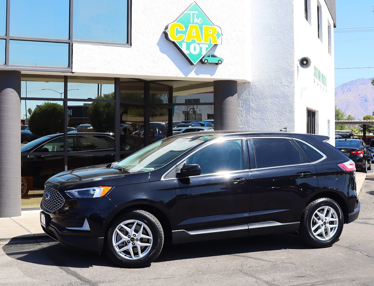 2024 Ford Edge SEL photo 3