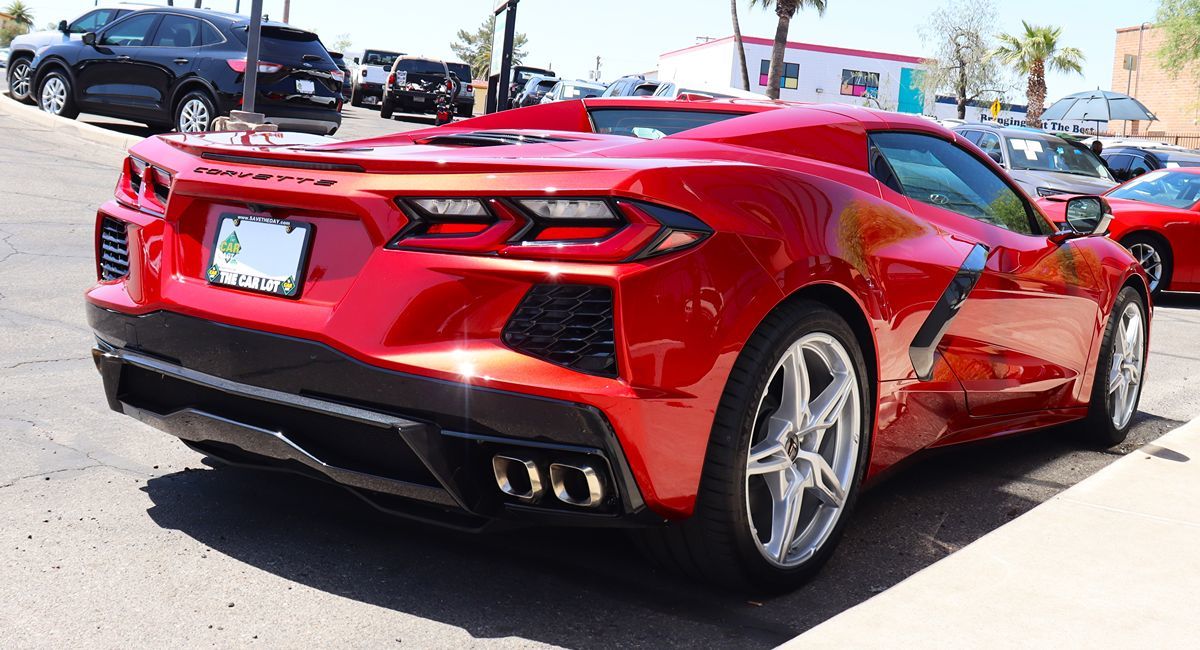 2022 Chevrolet Corvette 2LT - Photo 16