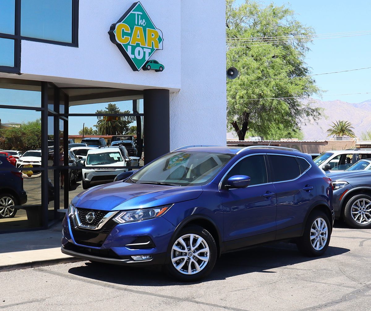 2022 Nissan Rogue Sport SV photo 2