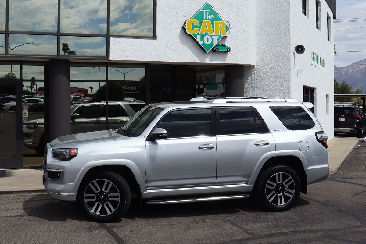 2022 Toyota 4Runner Limited photo 2