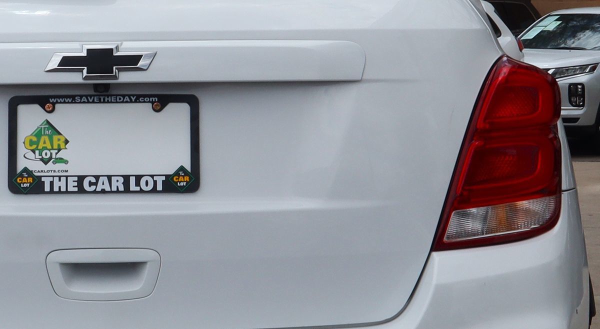 2020 Chevrolet Trax LT photo 17