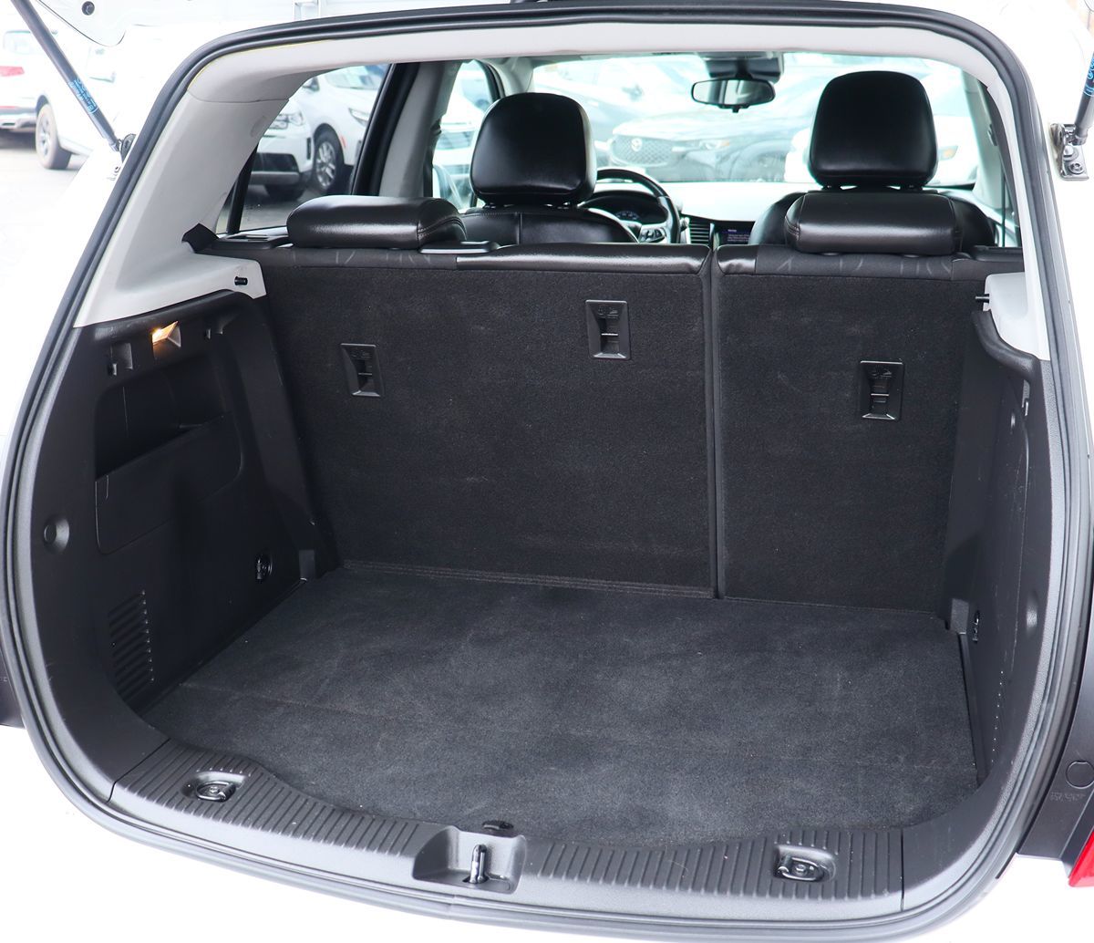 2020 Chevrolet Trax LT photo 22
