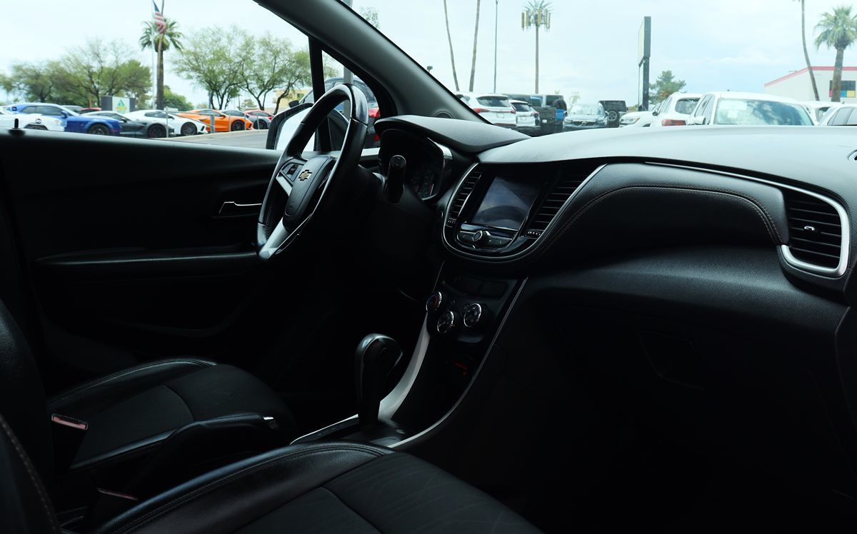 2020 Chevrolet Trax LT photo 29