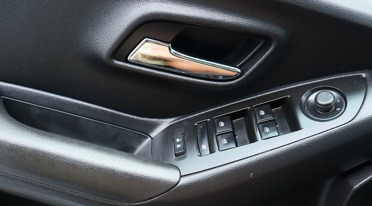 2020 Chevrolet Trax LT photo 34