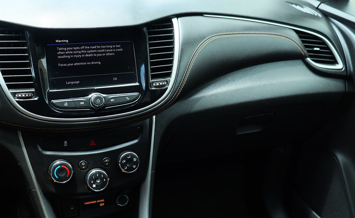 2020 Chevrolet Trax LT photo 35