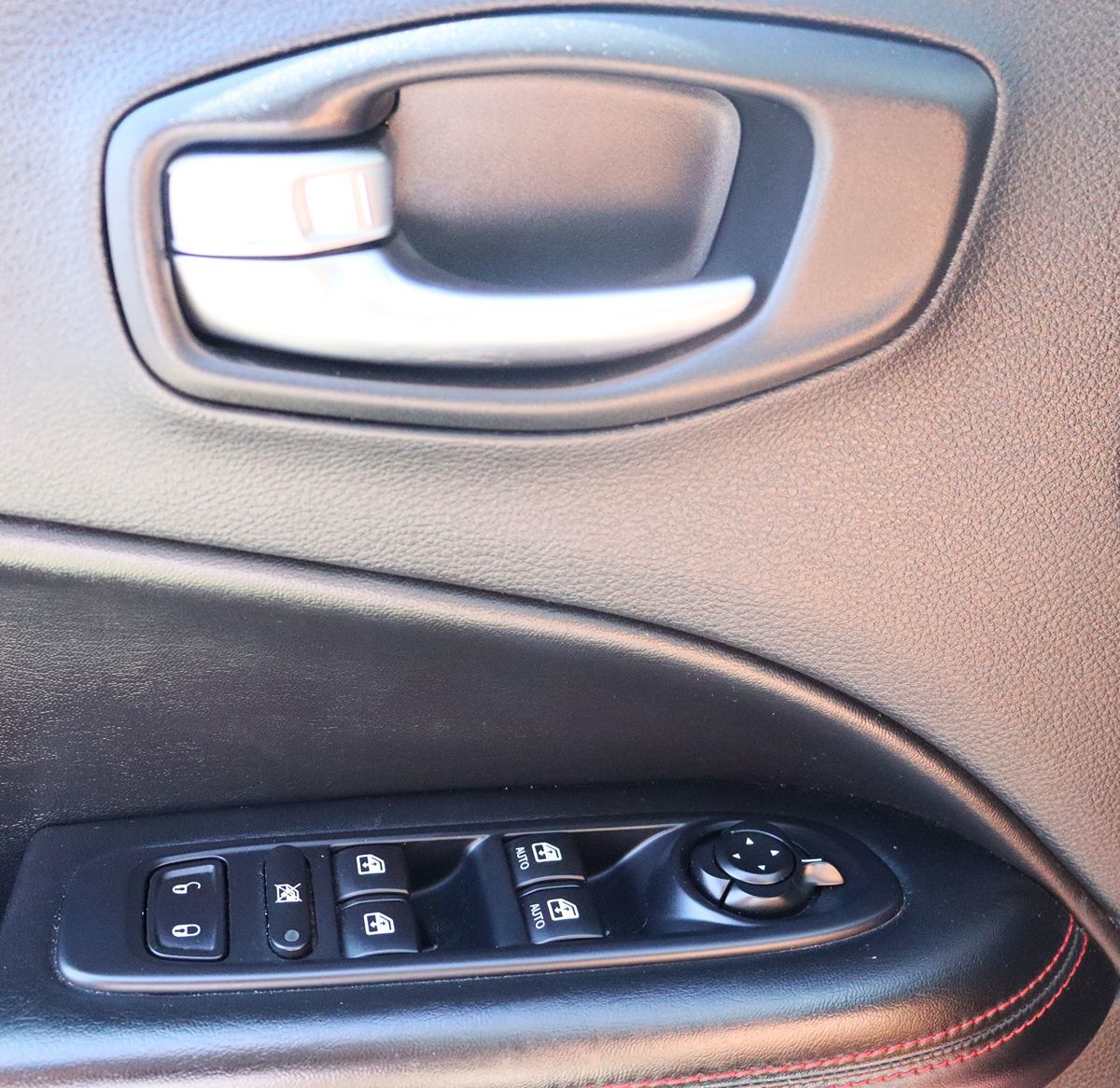 2019 Jeep Compass Trailhawk photo 36