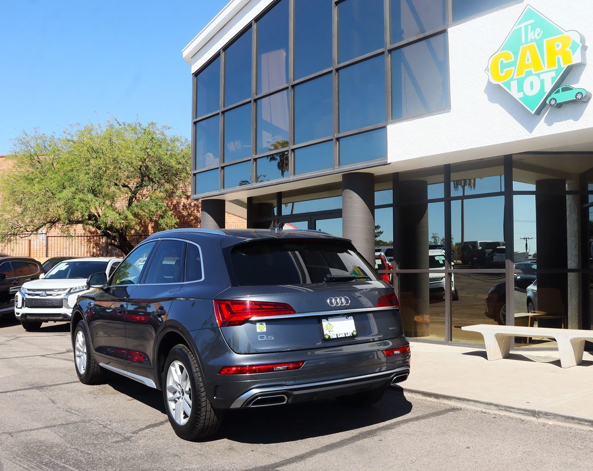2022 Audi Q5 S line Premium photo 5