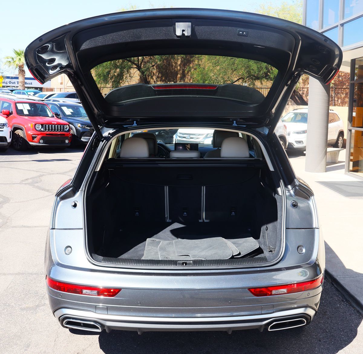 2022 Audi Q5 S line Premium photo 16