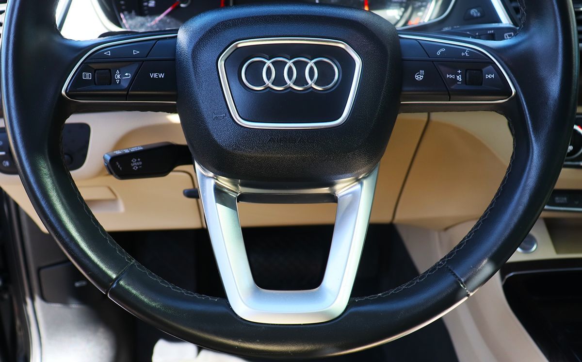 2022 Audi Q5 S line Premium photo 46