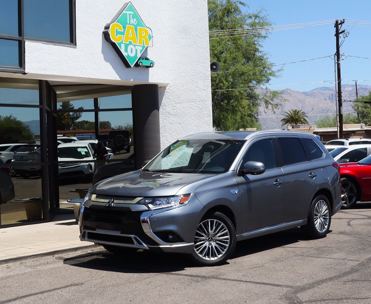 2022 Mitsubishi Outlander PHEV SE - Photo 2
