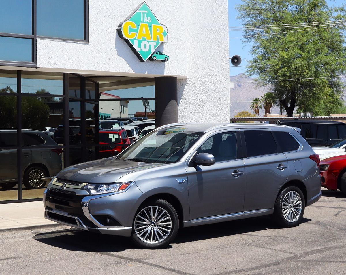 2022 Mitsubishi Outlander PHEV SE - Photo 3