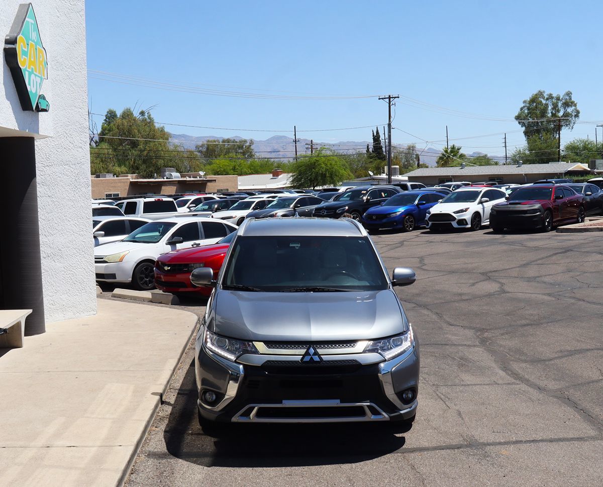 2022 Mitsubishi Outlander PHEV SE - Photo 15