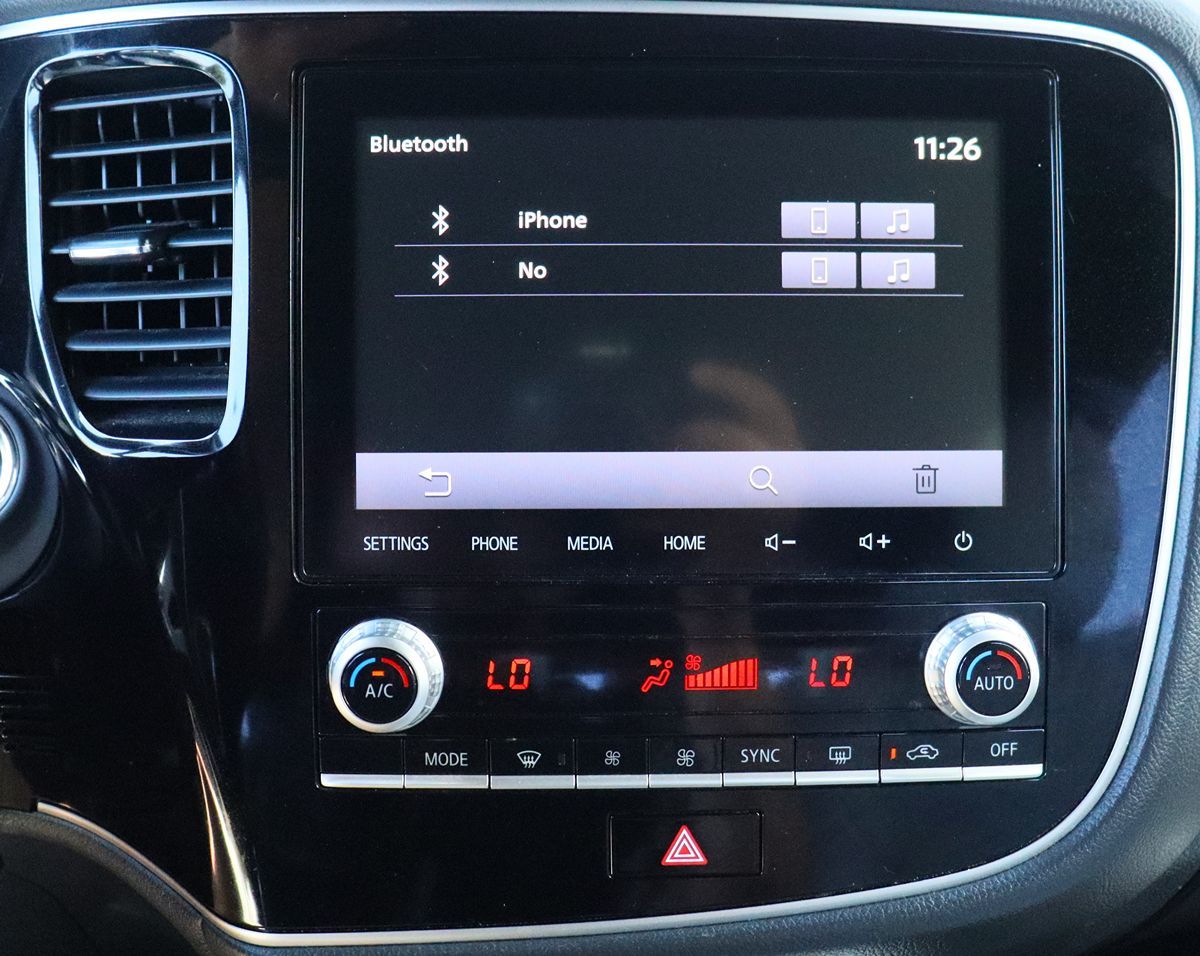2022 Mitsubishi Outlander PHEV SE - Photo 50