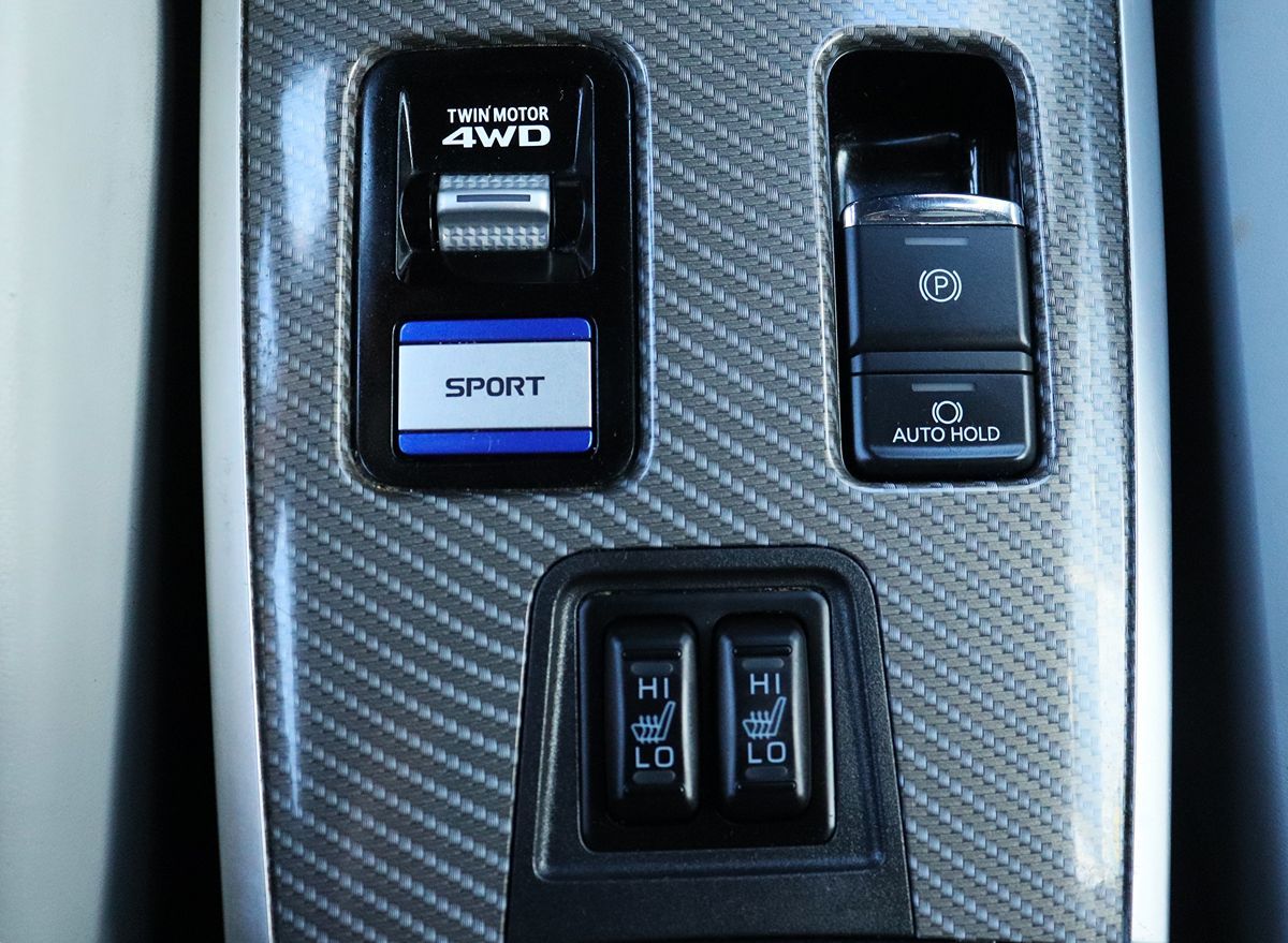 2022 Mitsubishi Outlander PHEV SE - Photo 56