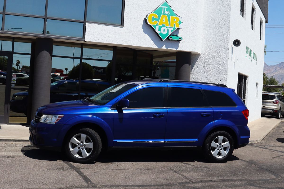 2012 Dodge Journey SXT photo 2