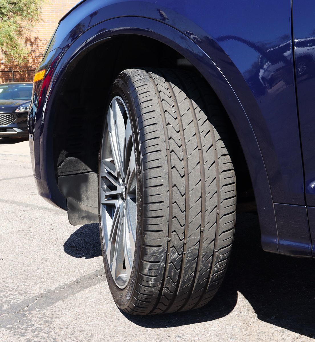 2018 Audi SQ5 Premium Plus photo 2