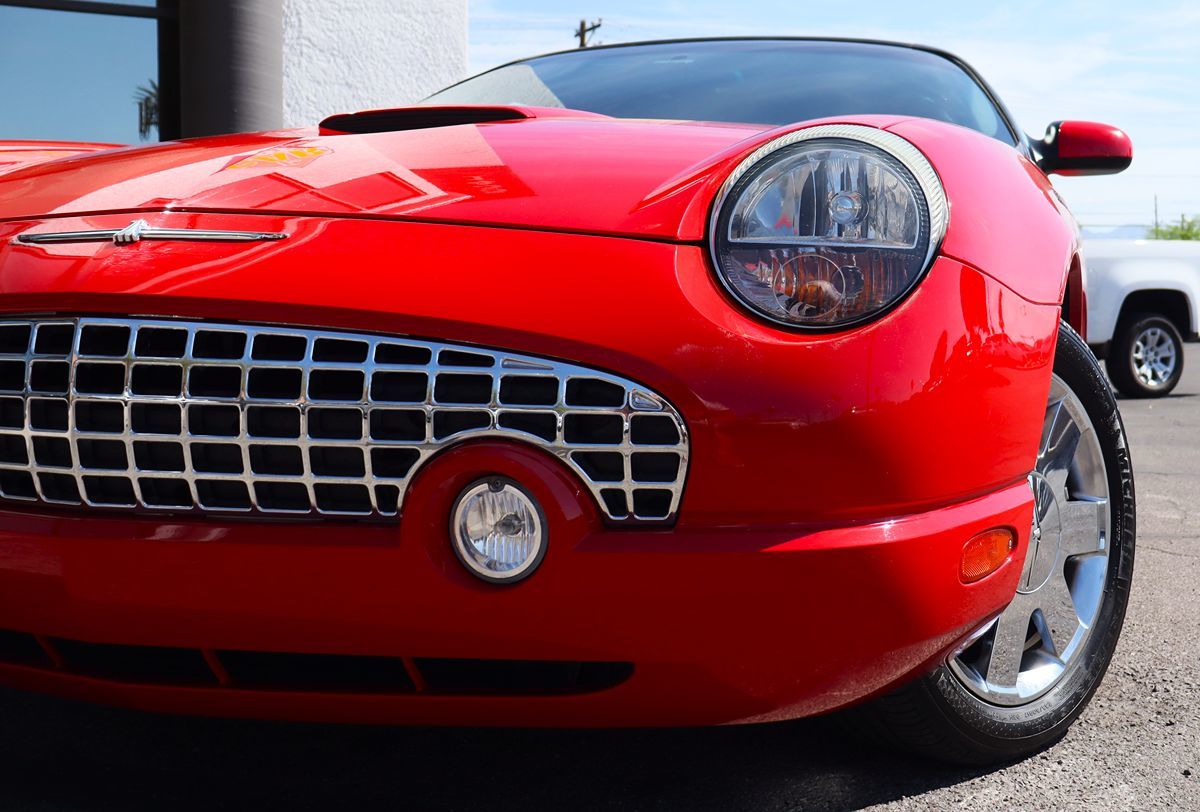 2002 Ford Thunderbird Premium photo 4