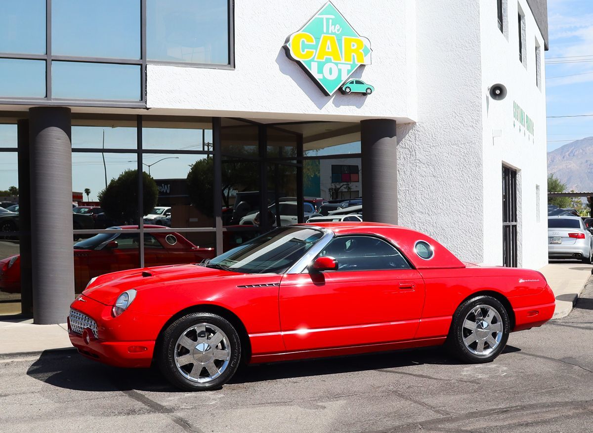 2002 Ford Thunderbird Premium photo 5