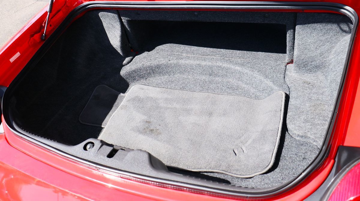 2002 Ford Thunderbird Premium photo 22