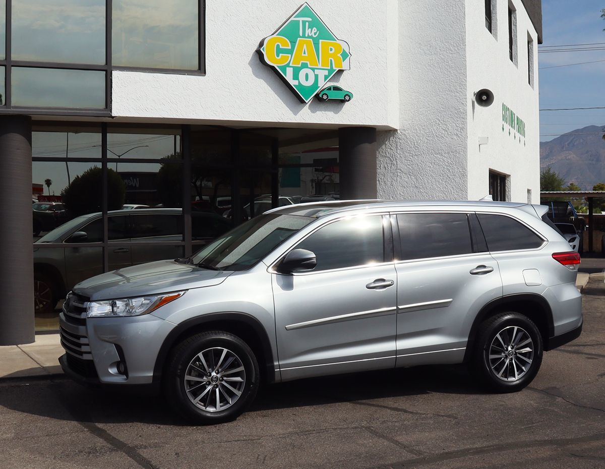 2018 Toyota Highlander XLE photo 3