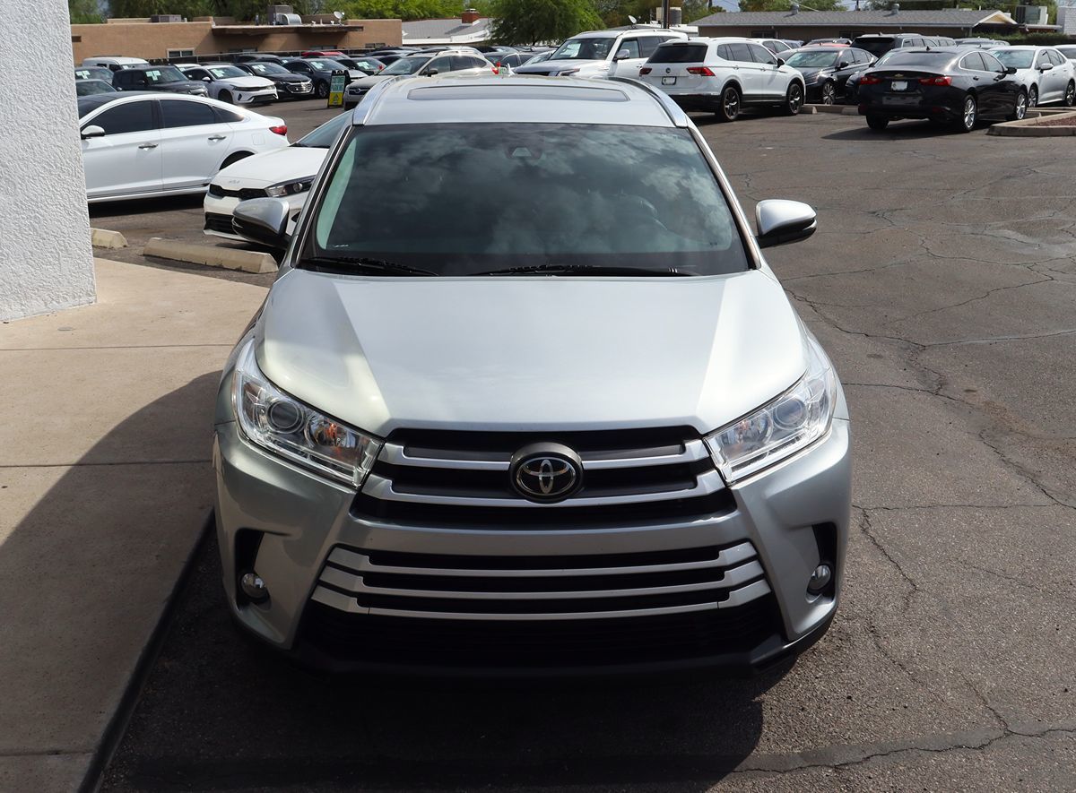 2018 Toyota Highlander XLE photo 11