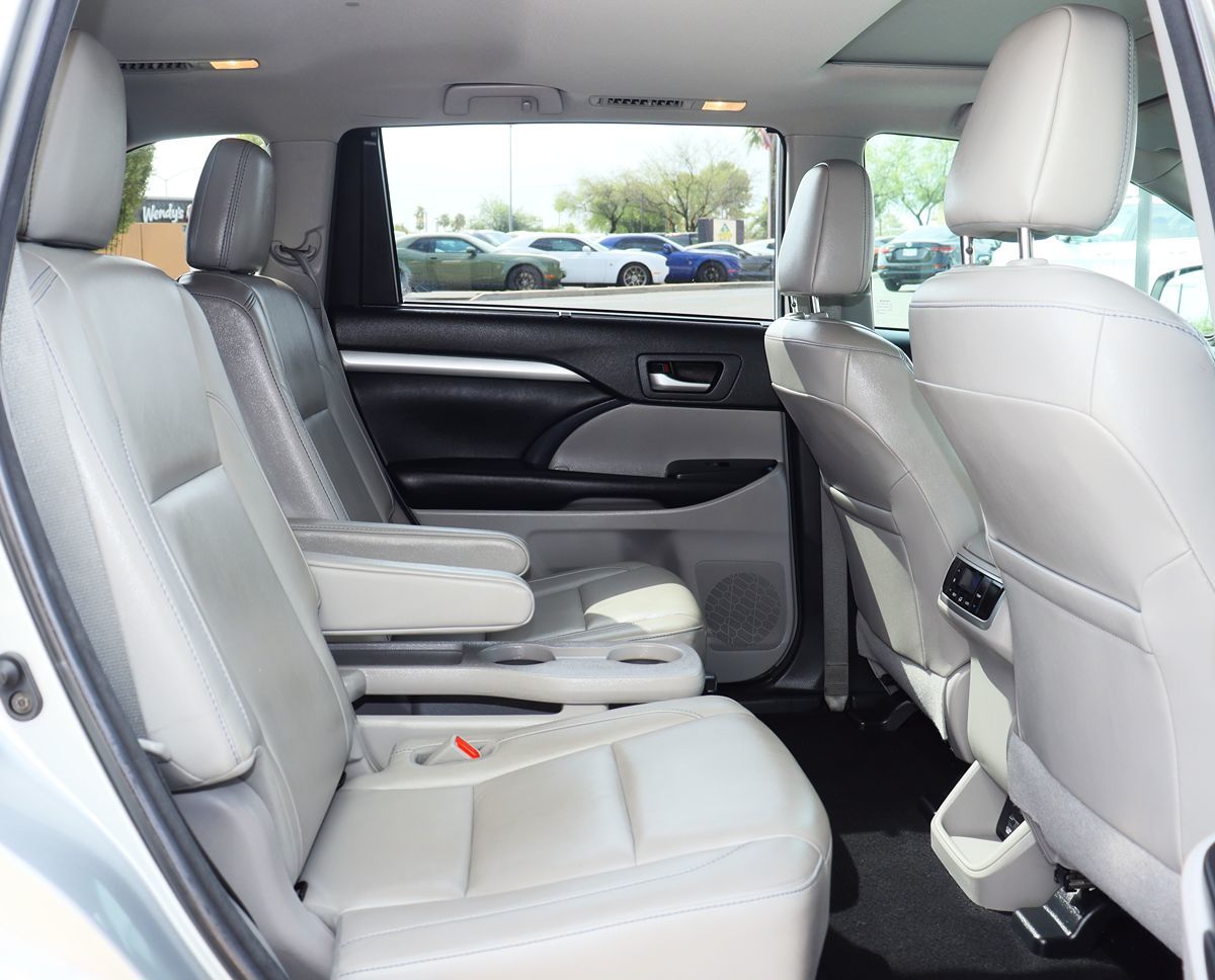 2018 Toyota Highlander XLE photo 27