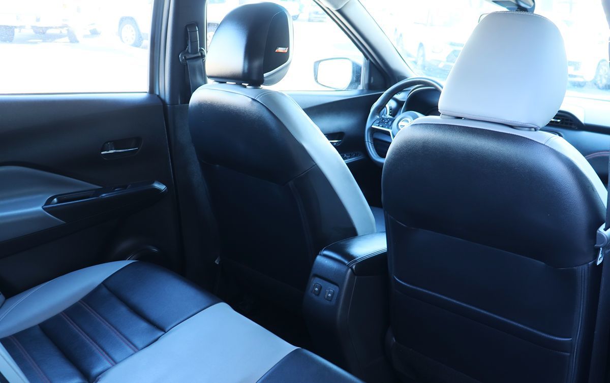 2023 Nissan Kicks SR photo 25