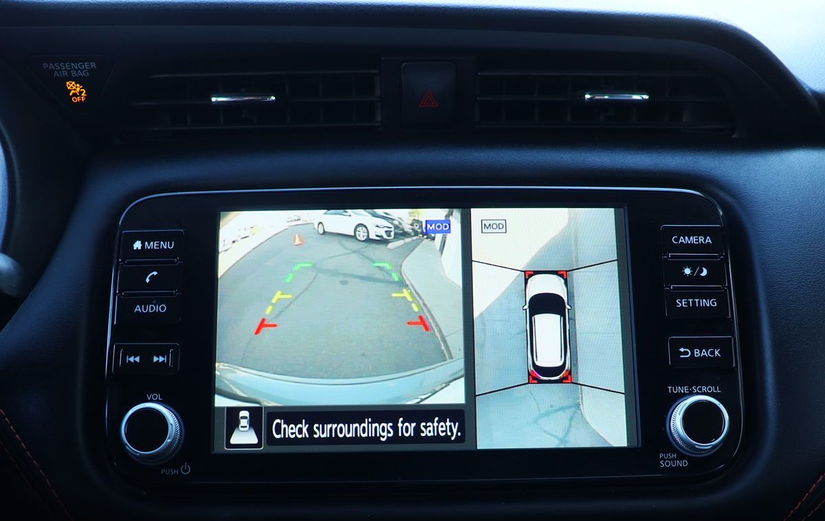 2023 Nissan Kicks SR photo 41