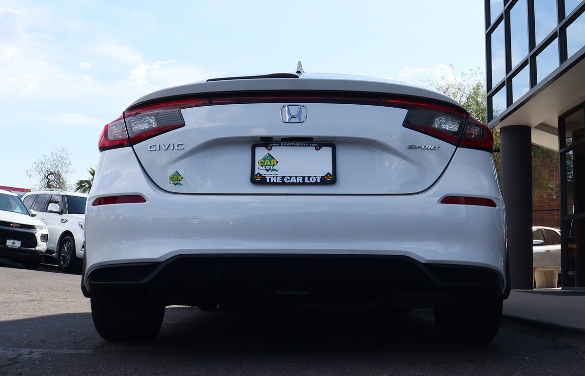 2024 Honda Civic Hatchback Sport photo 11