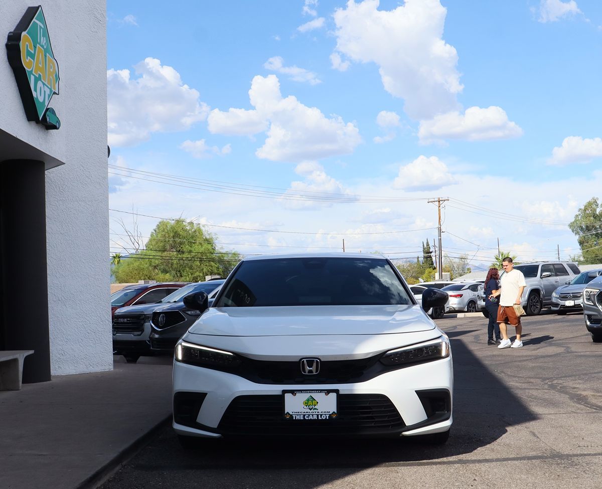 2024 Honda Civic Hatchback Sport photo 15