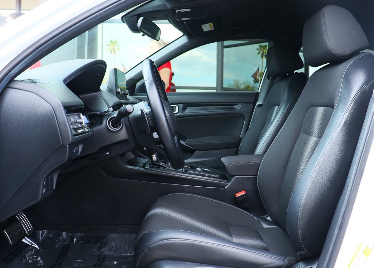 2024 Honda Civic Hatchback Sport photo 37