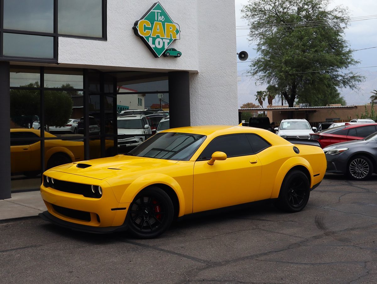 2019 Dodge Challenger R/T Scat Pack Widebody photo 3