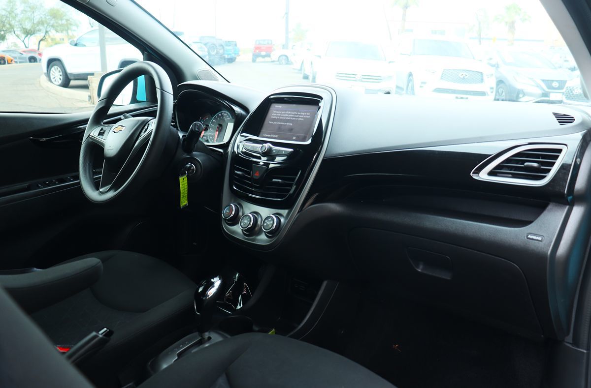2021 Chevrolet Spark 1LT photo 32