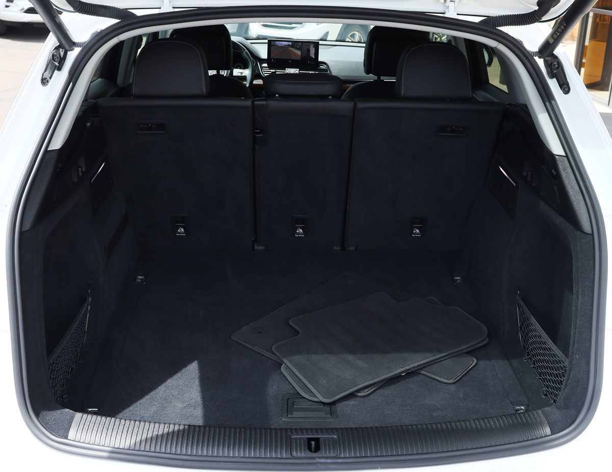 2022 Audi Q5 Premium Plus - Photo 24
