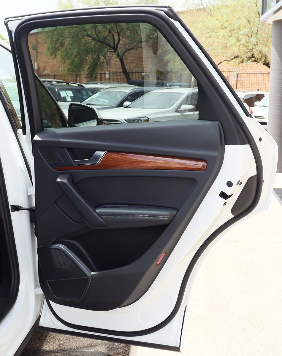 2022 Audi Q5 Premium Plus - Photo 28