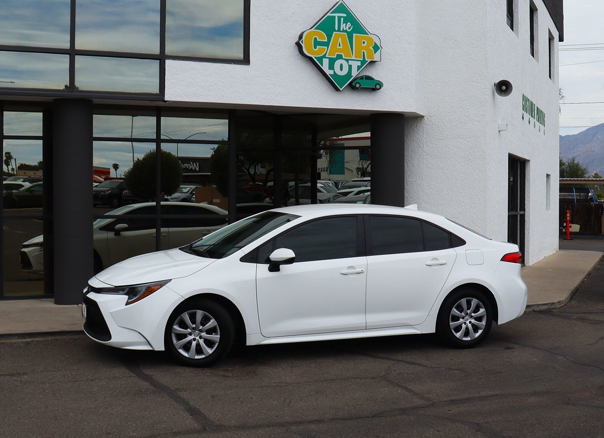 2022 Toyota Corolla LE photo 4