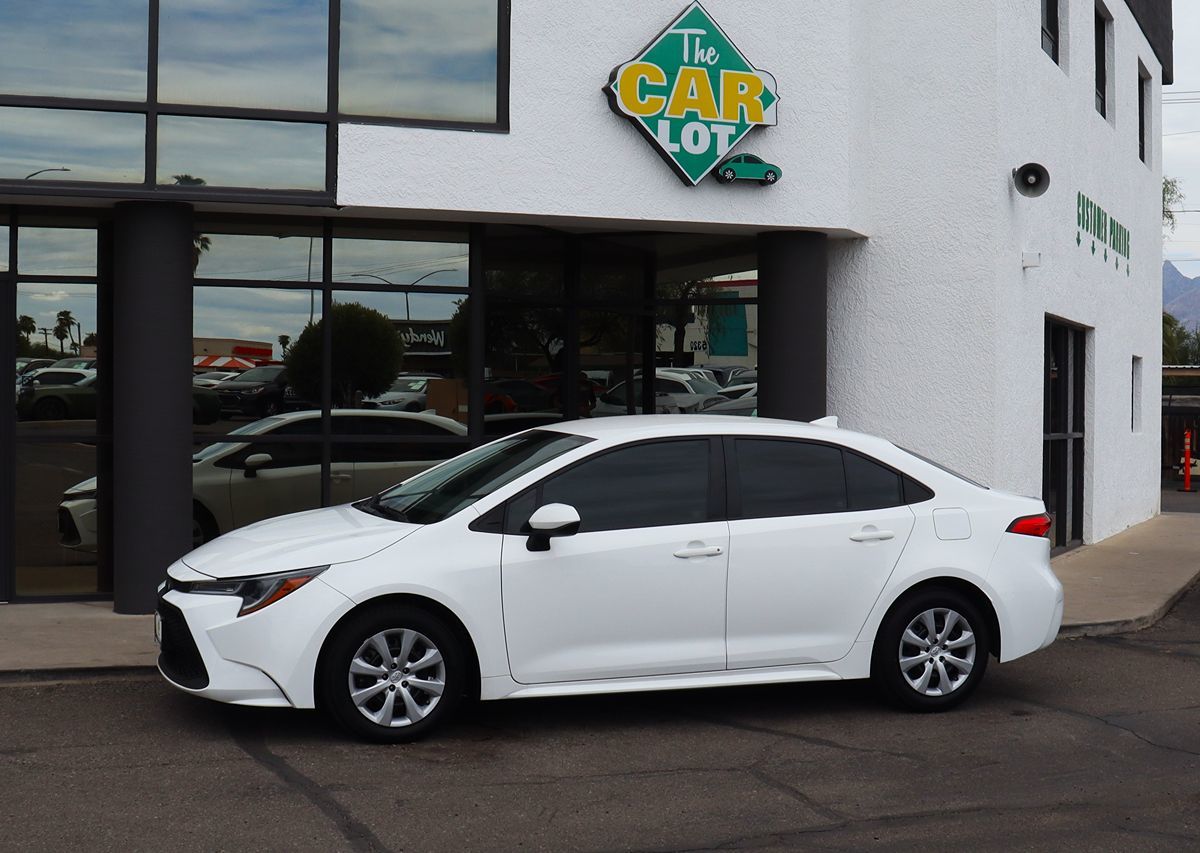 2022 Toyota Corolla LE photo 7