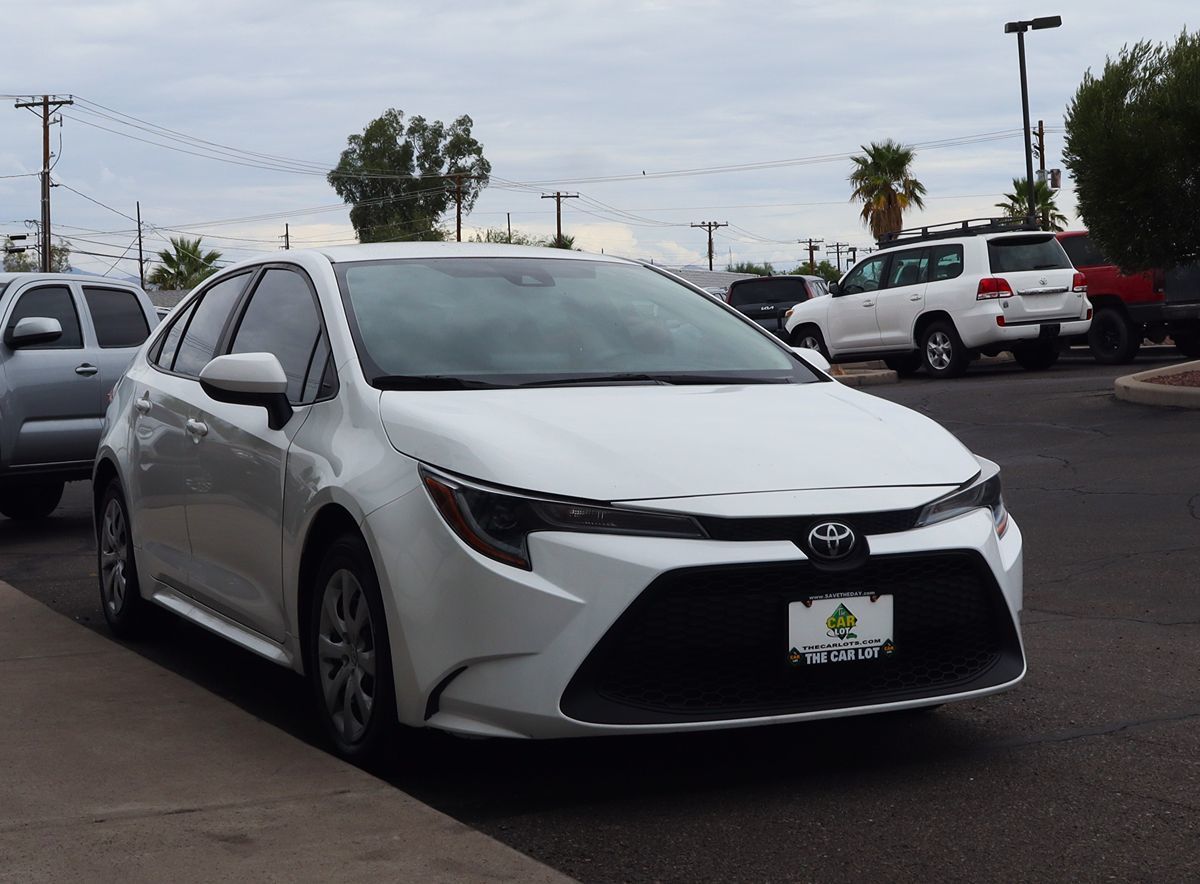 2022 Toyota Corolla LE photo 14