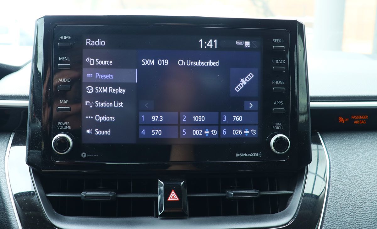 2022 Toyota Corolla LE photo 43