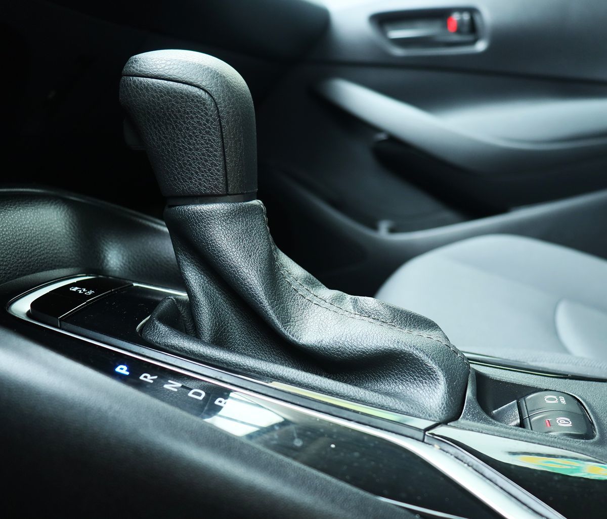 2022 Toyota Corolla LE photo 45