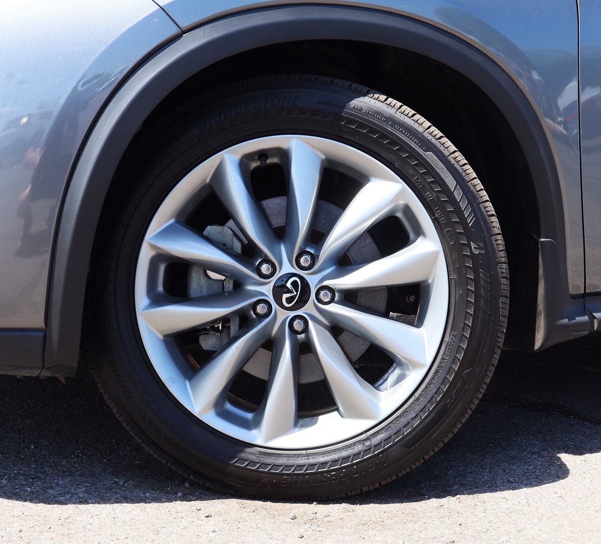 2021 Infiniti QX50 Luxe photo 3