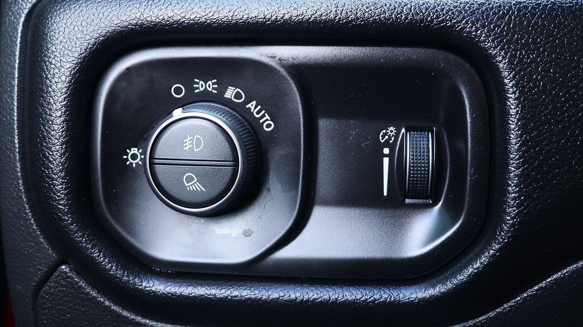 2021 Ram 1500 Rebel photo 43
