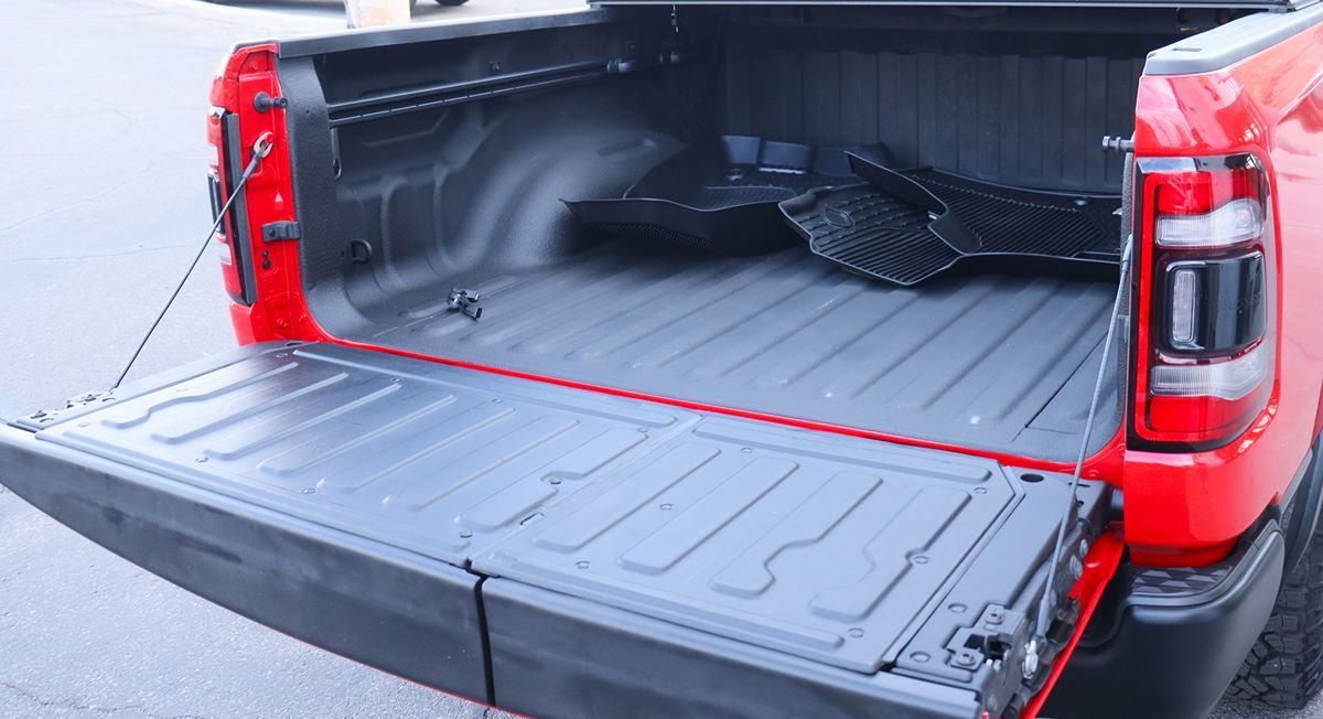 2021 Ram 1500 Rebel photo 24